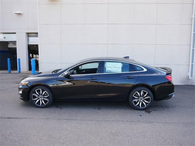 new 2025 Chevrolet Malibu car, priced at $28,320