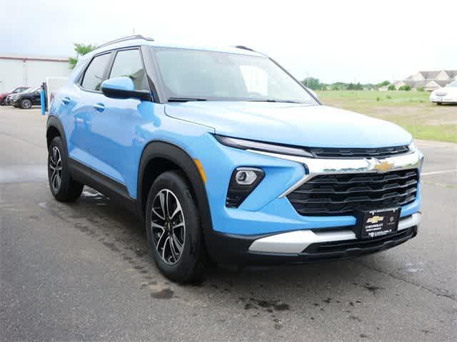 new 2024 Chevrolet TrailBlazer car, priced at $27,375