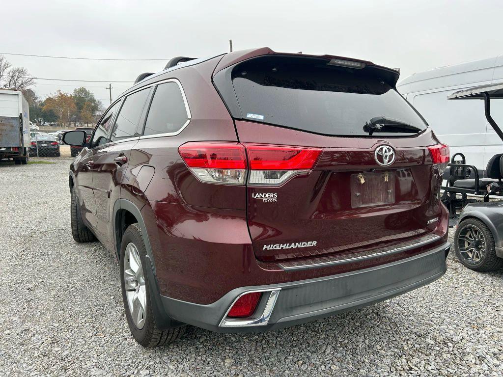 used 2019 Toyota Highlander car, priced at $19,999