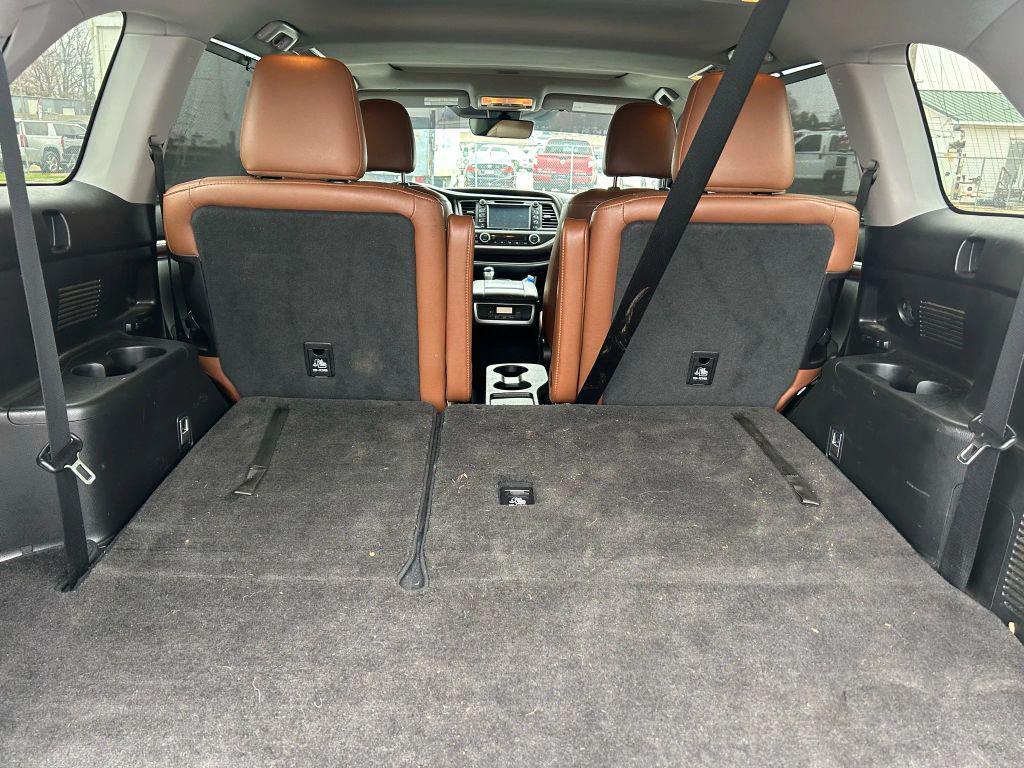 used 2019 Toyota Highlander car, priced at $19,999