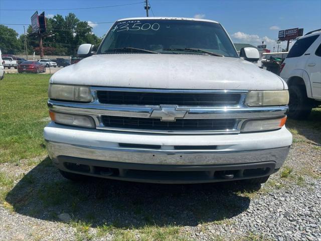 used 2001 Chevrolet Suburban car, priced at $3,529