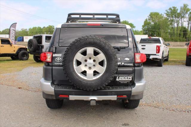 used 2008 Toyota FJ Cruiser car, priced at $14,999