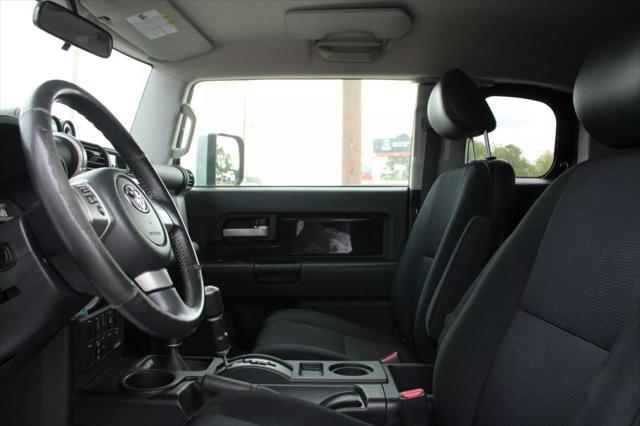 used 2008 Toyota FJ Cruiser car, priced at $14,999