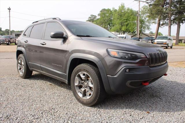 used 2019 Jeep Cherokee car, priced at $15,999