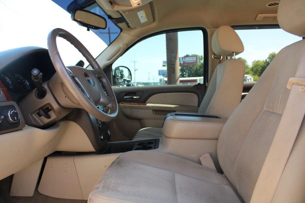 used 2011 GMC Yukon car, priced at $8,599