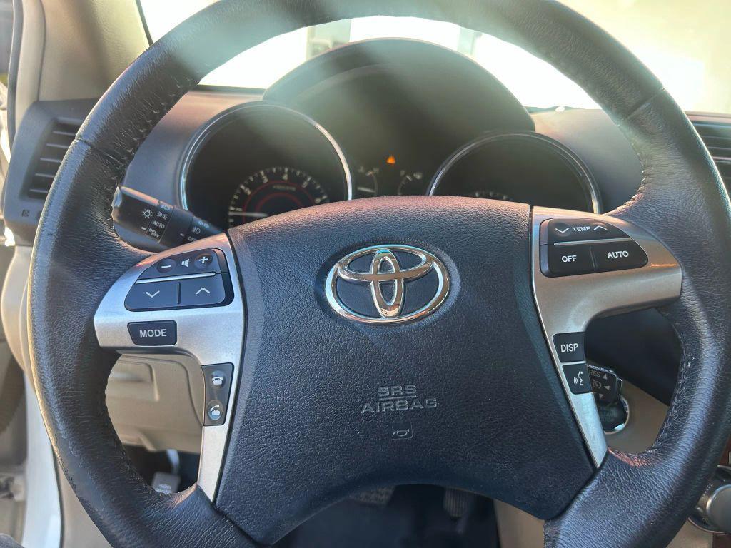 used 2012 Toyota Highlander car, priced at $9,999
