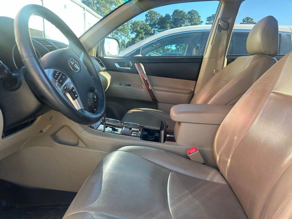 used 2012 Toyota Highlander car, priced at $9,999