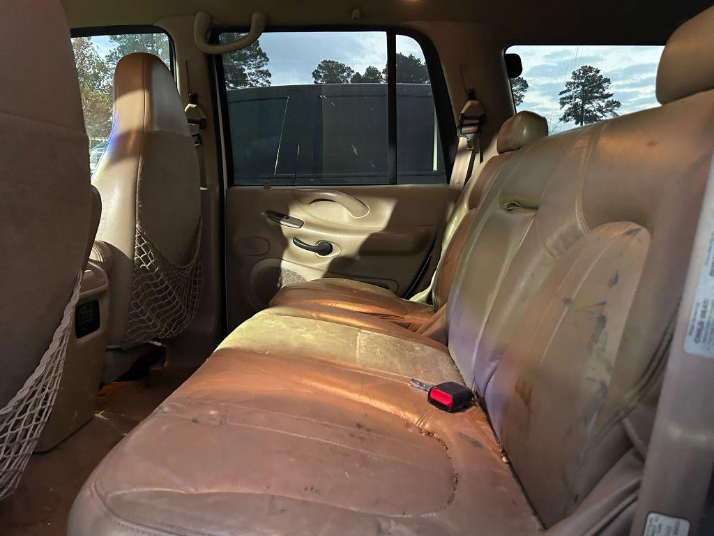 used 1998 Ford Expedition car, priced at $3,900