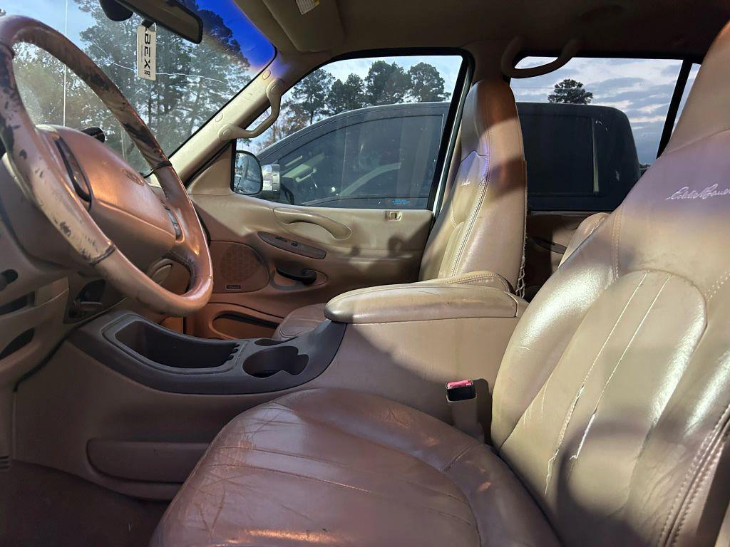 used 1998 Ford Expedition car, priced at $3,900