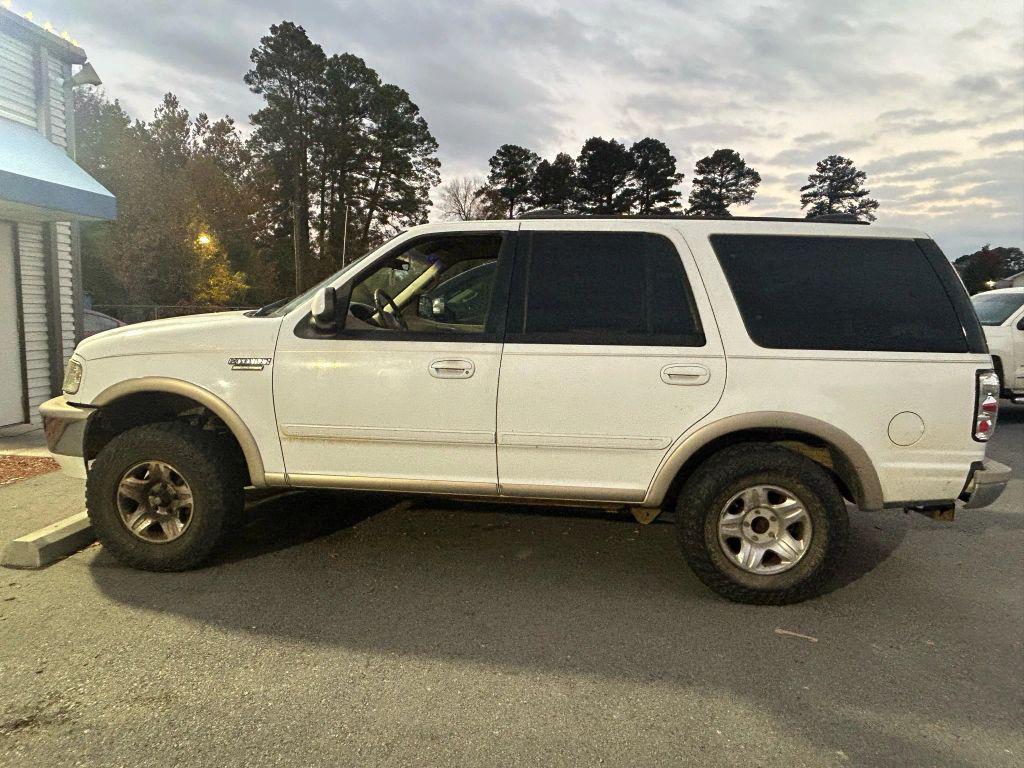 used 1998 Ford Expedition car, priced at $3,900
