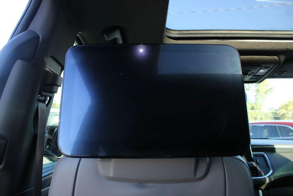 used 2021 GMC Yukon car, priced at $36,599