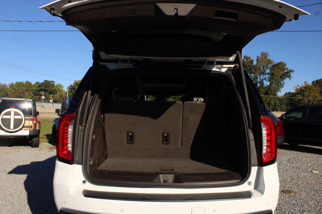 used 2021 GMC Yukon car, priced at $36,599