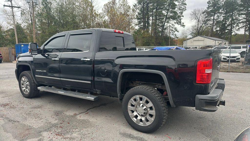 used 2019 GMC Sierra 2500 car, priced at $40,999