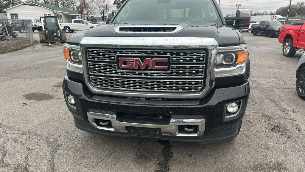 used 2019 GMC Sierra 2500 car, priced at $40,999