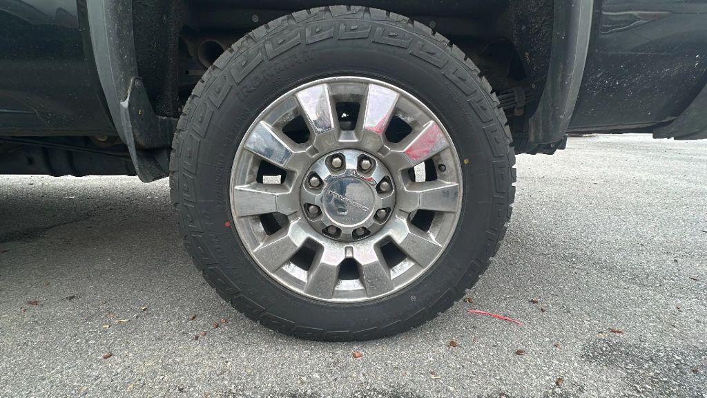 used 2019 GMC Sierra 2500 car, priced at $40,999