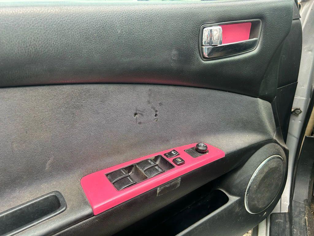 used 2006 Nissan Altima car, priced at $2,500