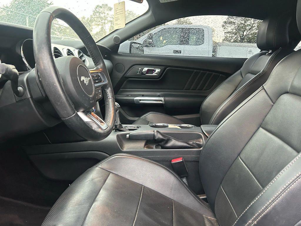 used 2017 Ford Mustang car