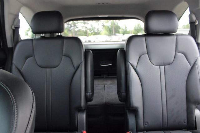 used 2021 Kia Sorento car, priced at $20,925