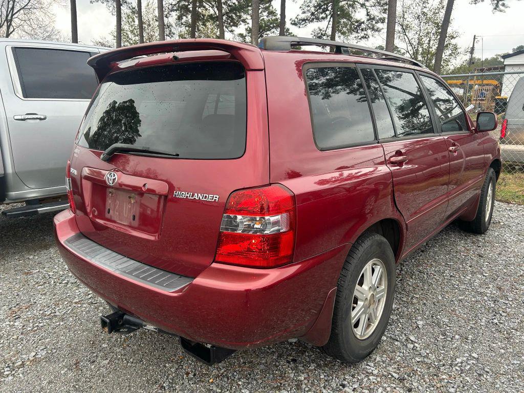 used 2007 Toyota Highlander car, priced at $5,500