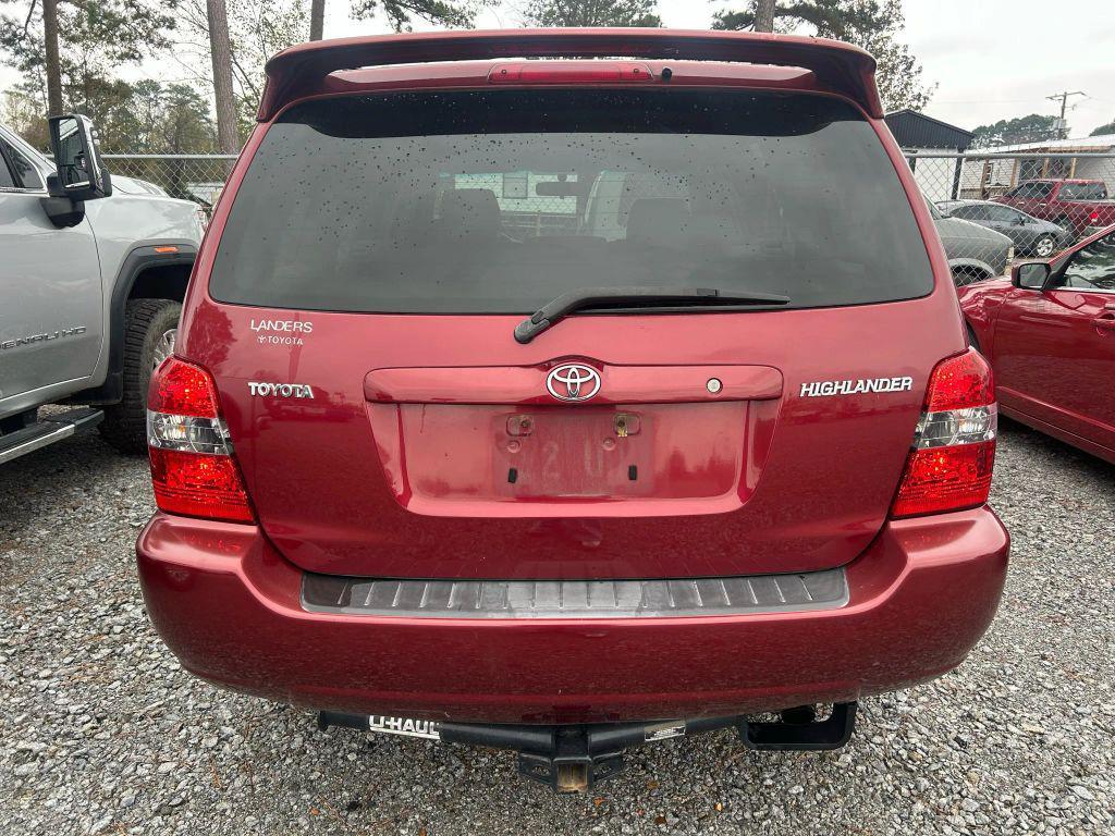 used 2007 Toyota Highlander car, priced at $5,500