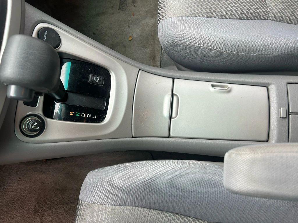 used 2007 Toyota Highlander car, priced at $5,500