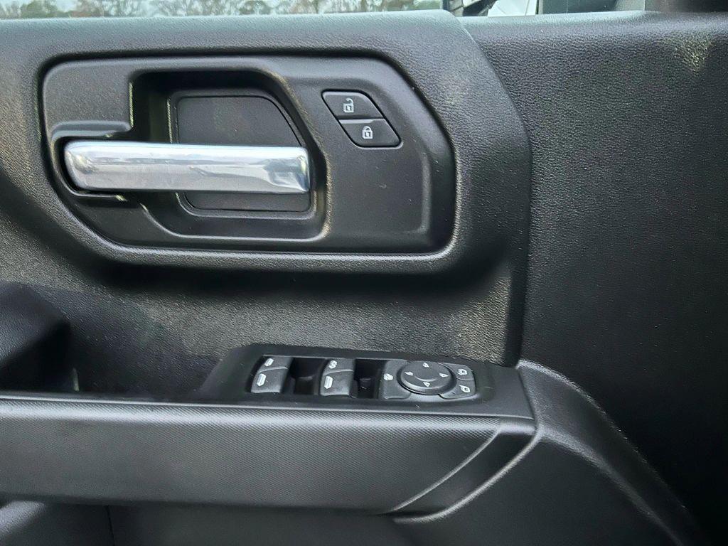 used 2022 GMC Sierra 2500 car, priced at $23,999