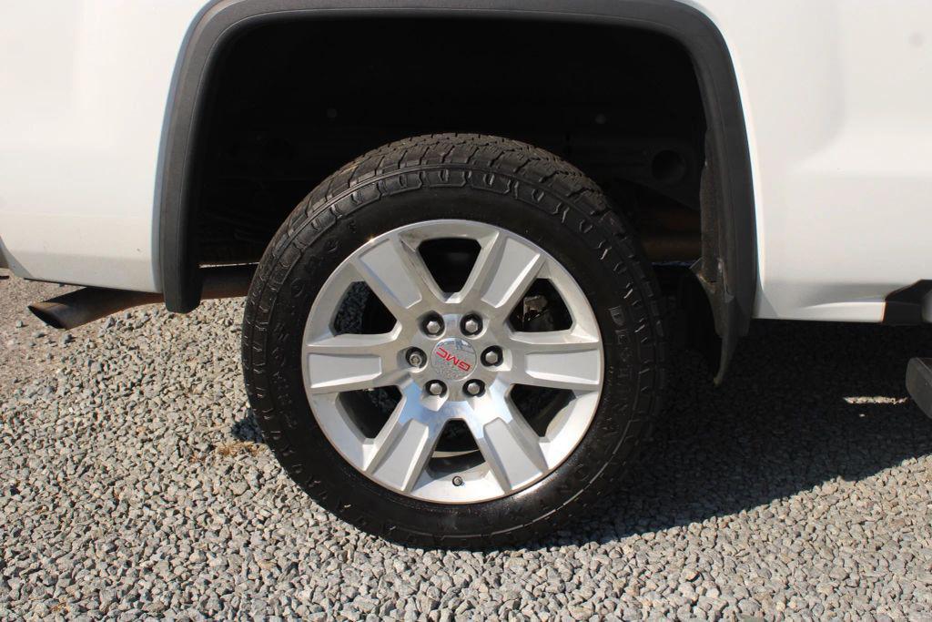 used 2018 GMC Sierra 1500 car, priced at $22,949