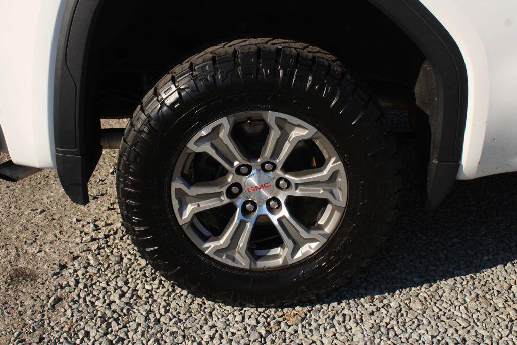 used 2022 GMC Sierra 1500 car, priced at $28,500