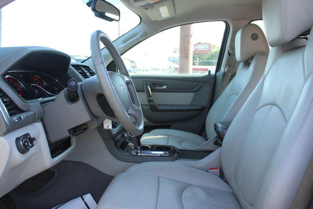 used 2013 GMC Acadia car, priced at $9,900