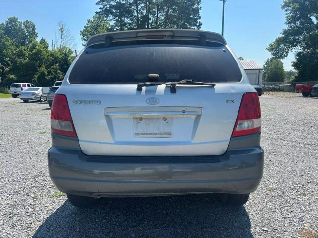 used 2005 Kia Sorento car, priced at $2,900