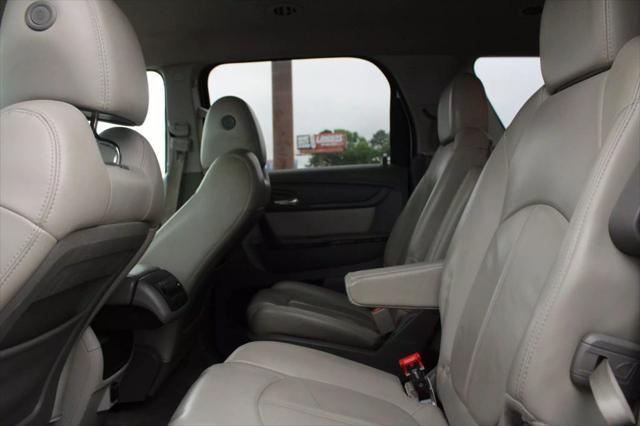 used 2015 GMC Acadia car, priced at $4,999
