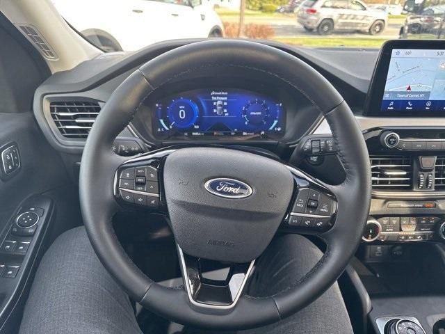 used 2022 Ford Escape car, priced at $26,906