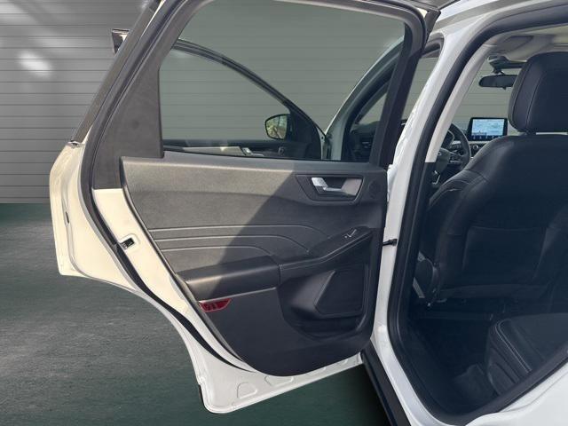 used 2022 Ford Escape car, priced at $26,906