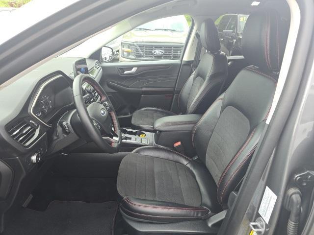 used 2022 Ford Escape car, priced at $25,949