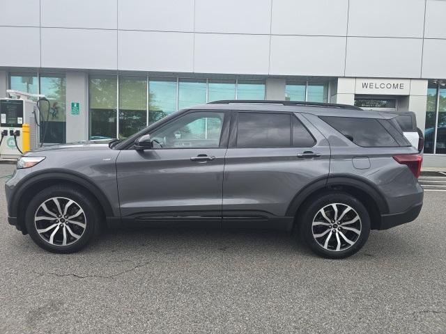 used 2022 Ford Explorer car, priced at $30,948