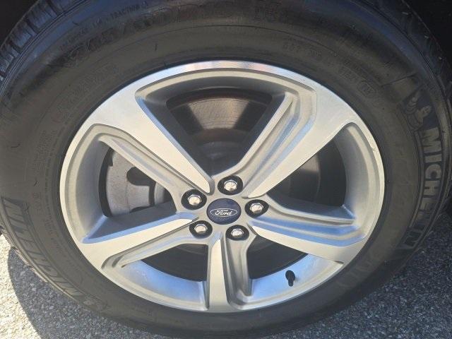 used 2021 Ford Edge car, priced at $26,946