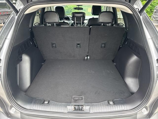 used 2022 Ford Escape car, priced at $25,948