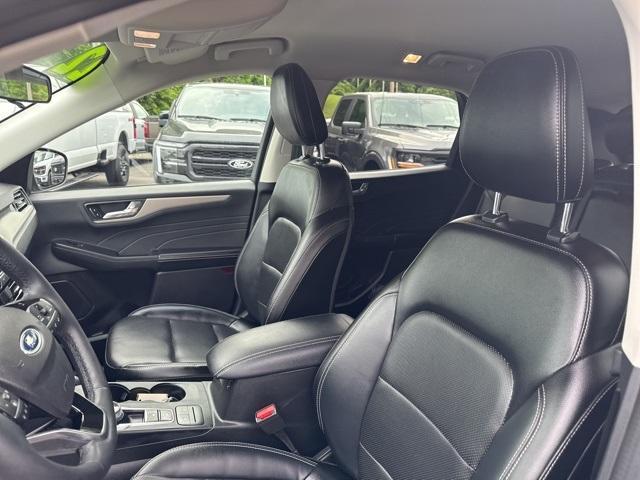 used 2022 Ford Escape car, priced at $25,948