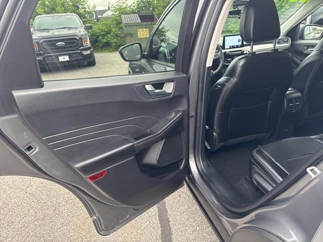 used 2022 Ford Escape car, priced at $25,948