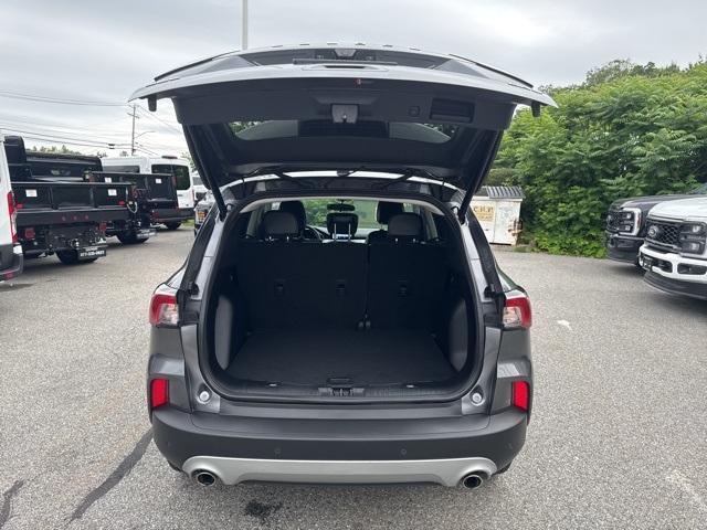 used 2022 Ford Escape car, priced at $25,948