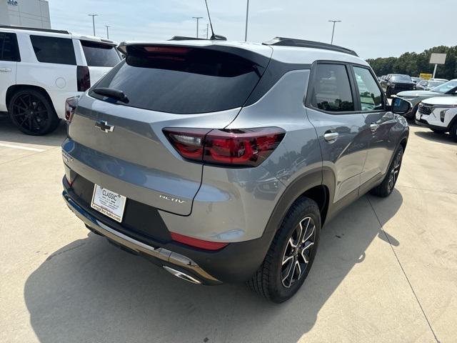 new 2025 Chevrolet TrailBlazer car, priced at $31,630