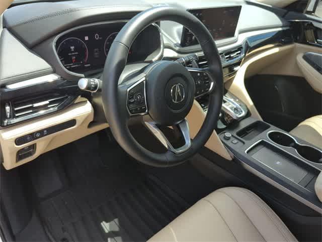 used 2025 Acura MDX car, priced at $46,999