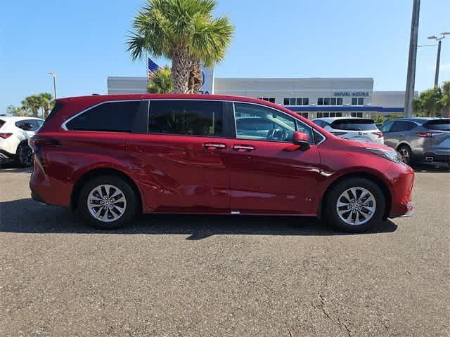 used 2023 Toyota Sienna car, priced at $39,900