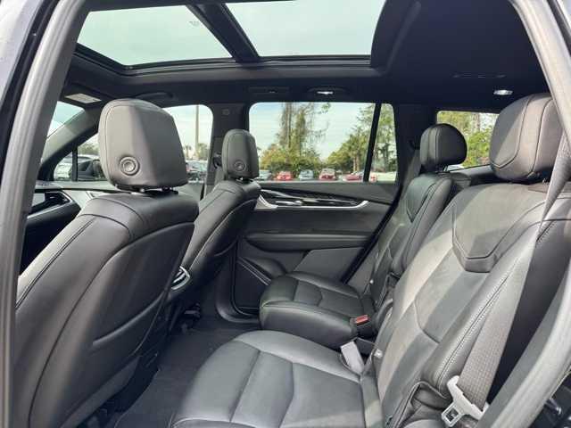 used 2023 Cadillac XT6 car, priced at $35,665