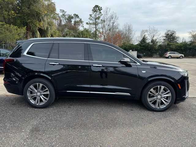 used 2023 Cadillac XT6 car, priced at $35,665