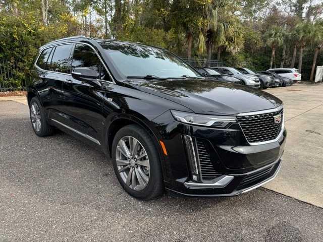 used 2023 Cadillac XT6 car, priced at $35,665