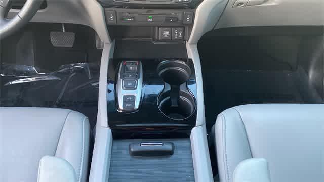 used 2018 Honda Pilot car, priced at $22,300