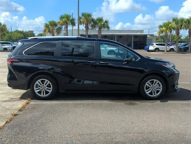 used 2023 Toyota Sienna car, priced at $45,900