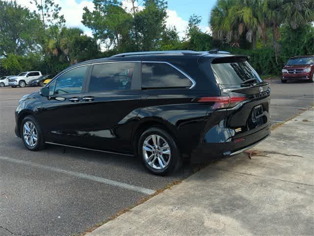 used 2023 Toyota Sienna car, priced at $45,900