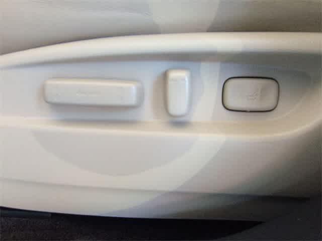 used 2017 Acura MDX car, priced at $19,995